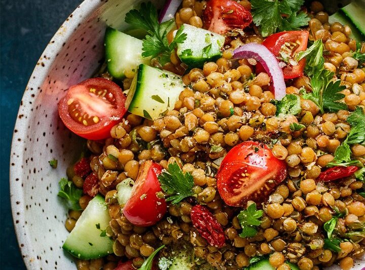 Quick & Nourishing: A 30-Minute Low-GI Quinoa Lentil Salad 2025
